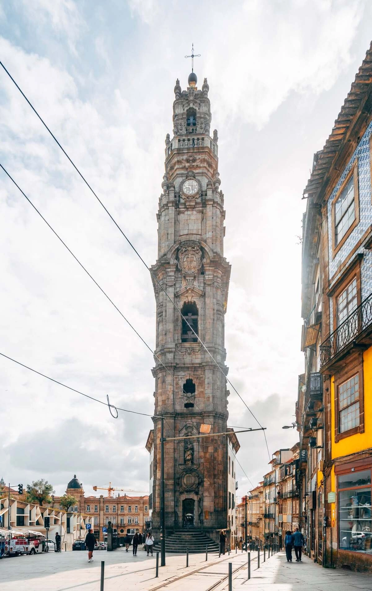 Porto – ‘thành phố bất bại’ 2.000 tuổi trong mắt khách Việt