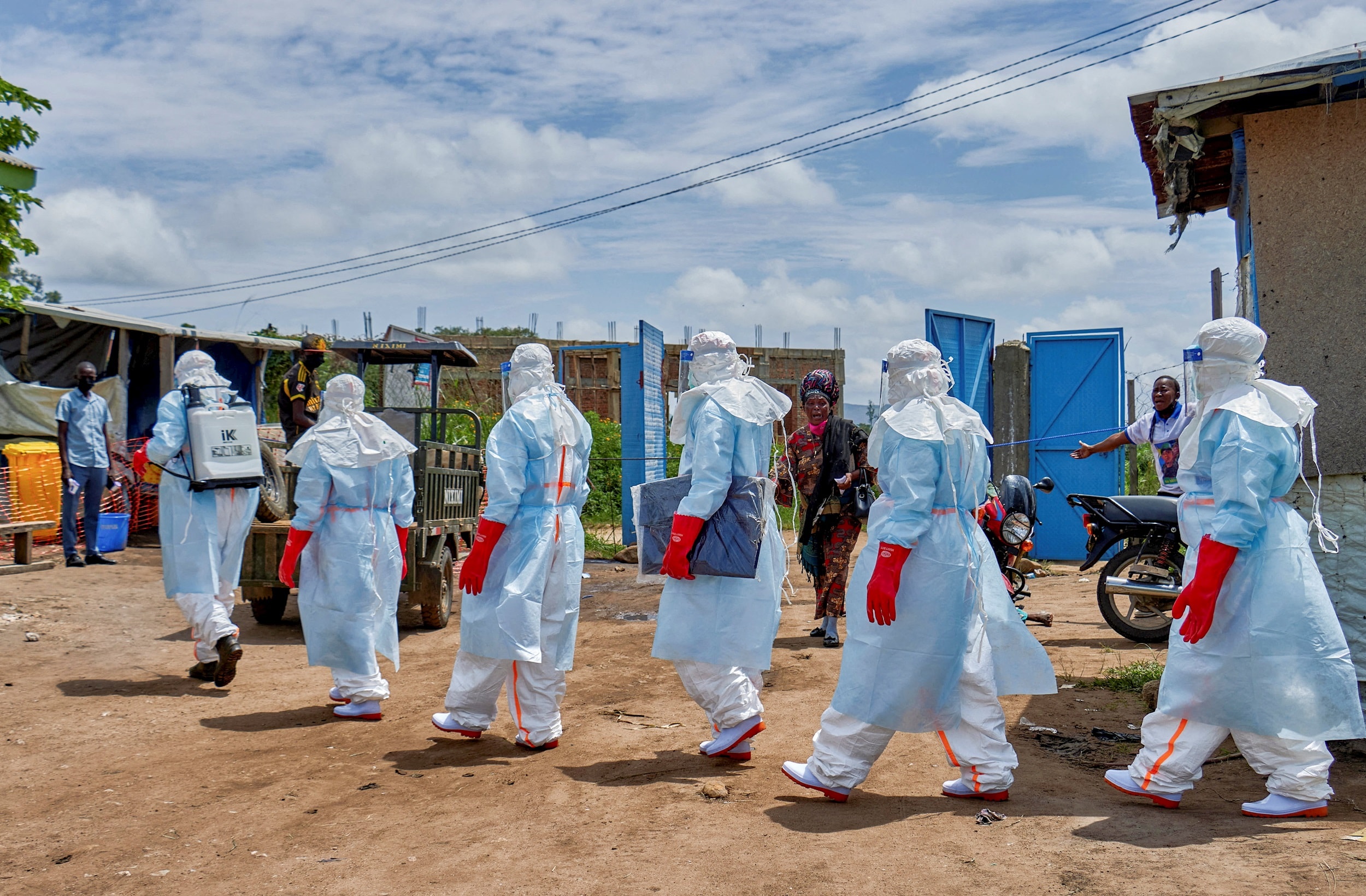 Mỹ thúc EU áp hạn chế đi lại vì Ebola trước World Cup