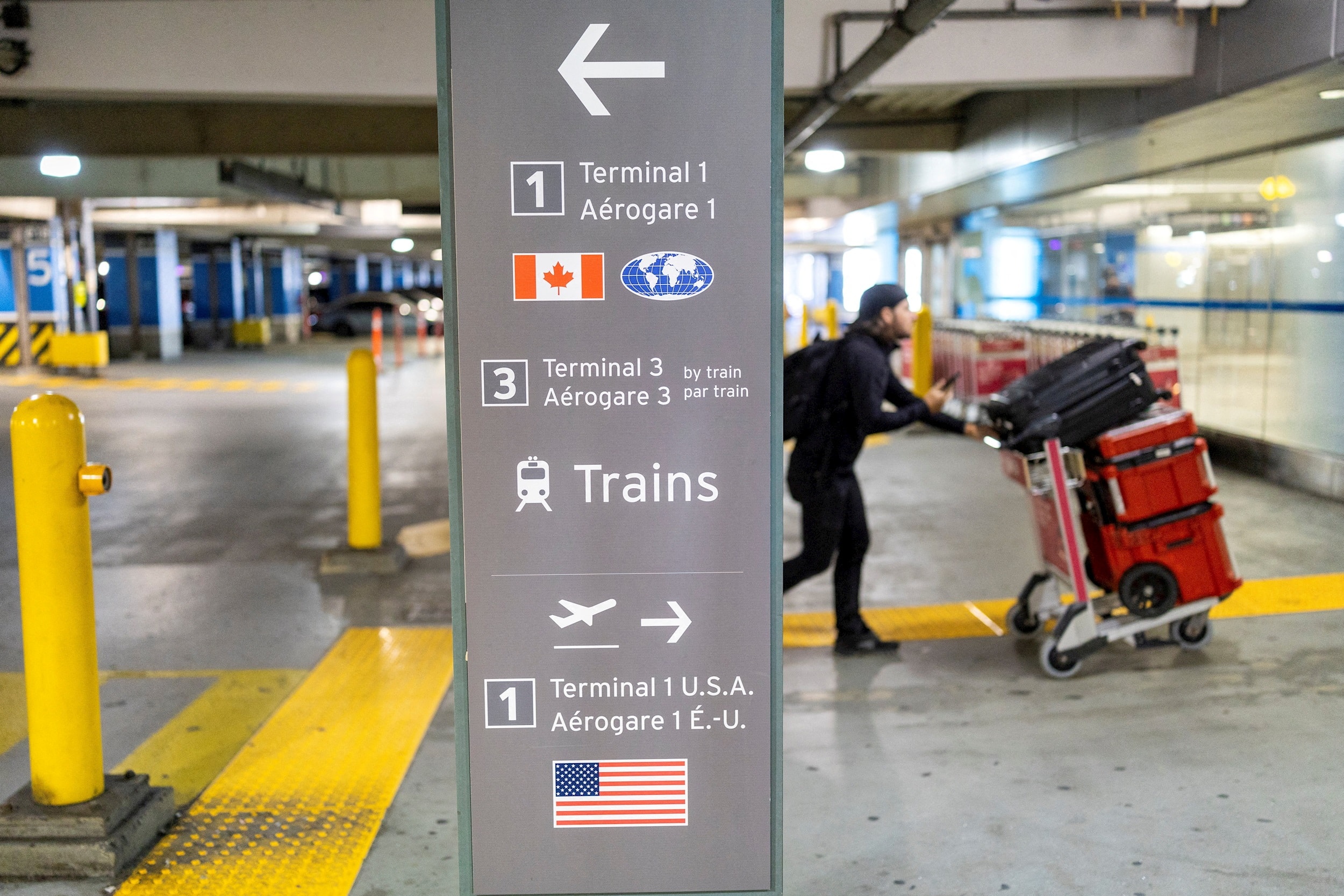 Canada tung gói tín dụng hỗ trợ hàng không trước cú sốc nhiên liệu